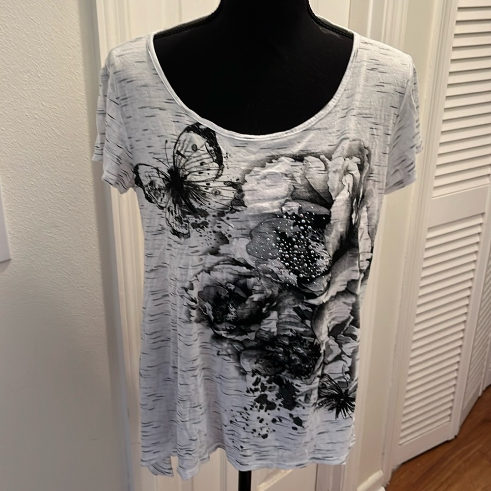 Agenda floral embellished top